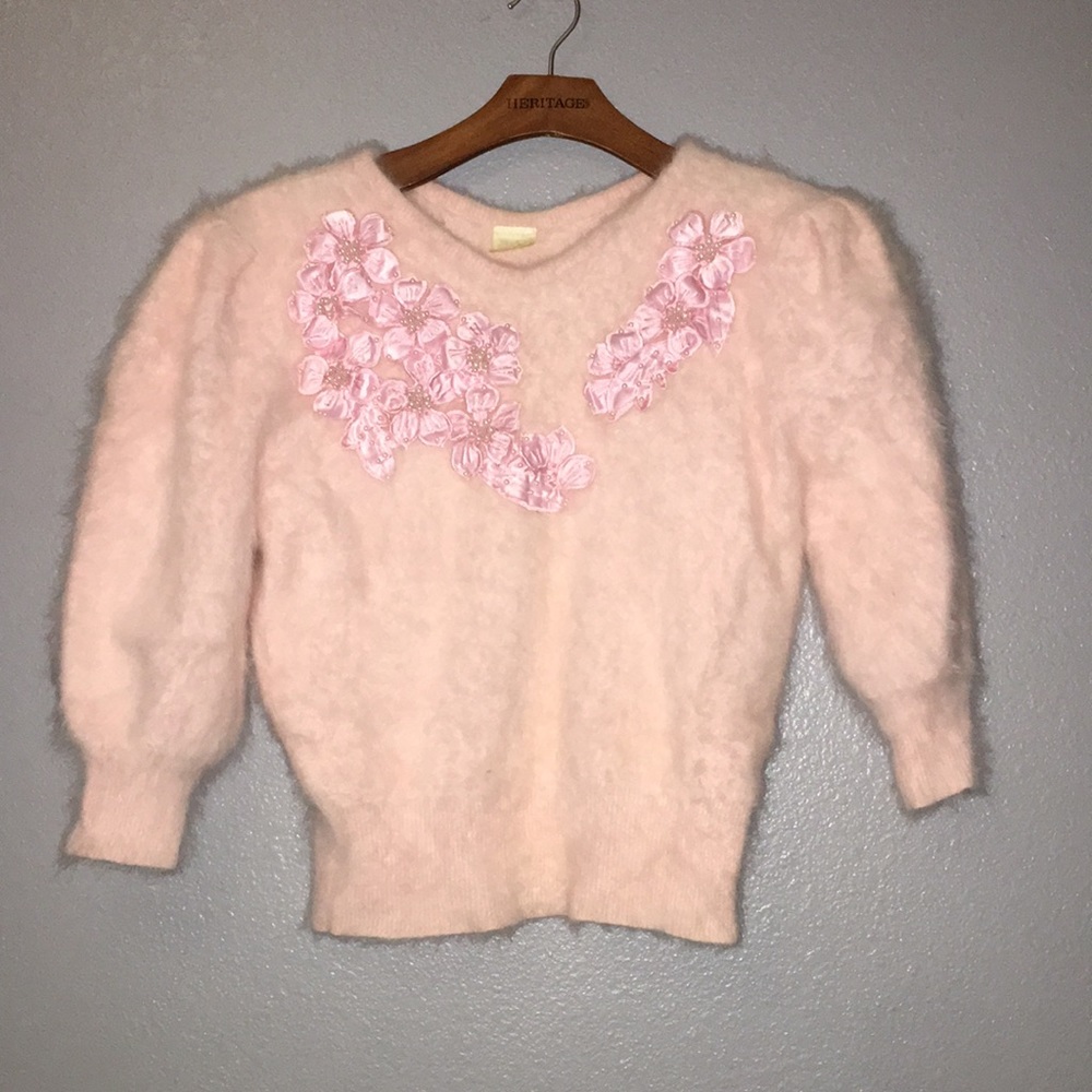Kiel’s Tulip vintage sweater